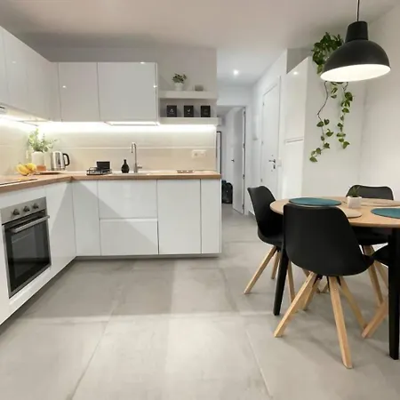 Caracolas Deluxe 5 شقة *